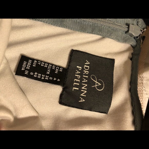 MODEST FORMAL DRESS - Picture 4 of 4